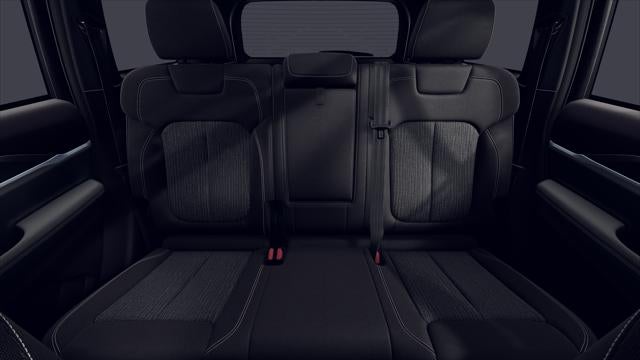 2026 Jeep Grand Cherokee GRAND CHEROKEE LAREDO X 4X4