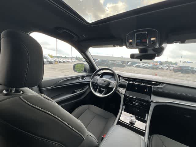 2026 Jeep Grand Cherokee GRAND CHEROKEE LAREDO X 4X4