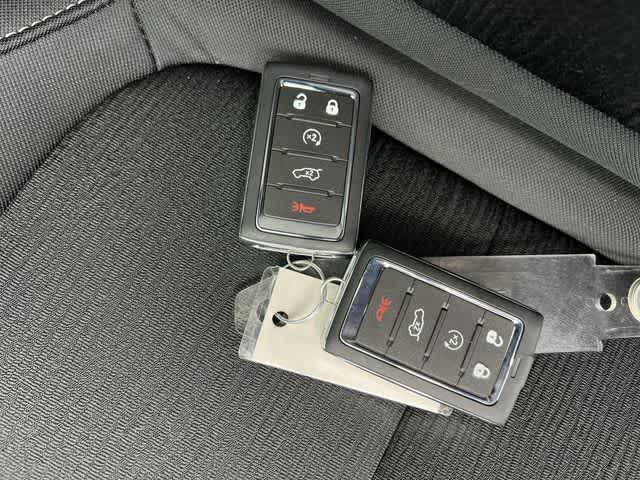 2026 Jeep Grand Cherokee GRAND CHEROKEE LAREDO X 4X4