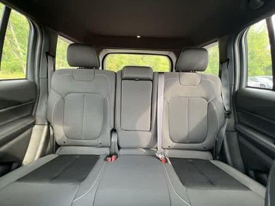 2026 Jeep Grand Cherokee GRAND CHEROKEE LAREDO X 4X4