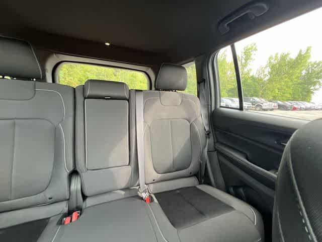 2026 Jeep Grand Cherokee GRAND CHEROKEE LAREDO X 4X4