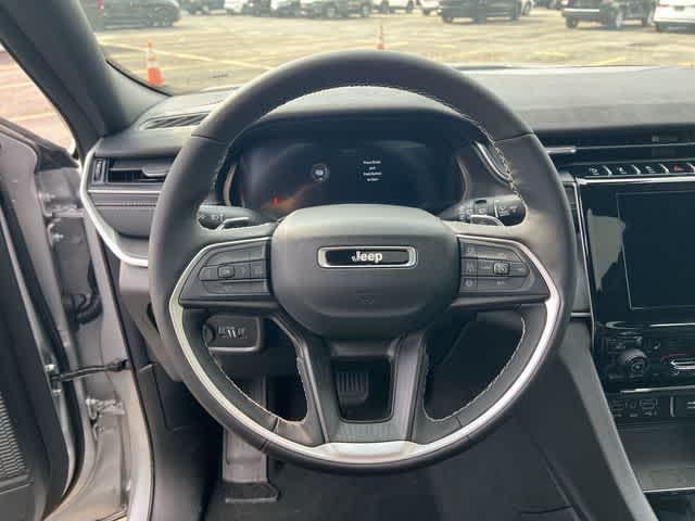 2026 Jeep Grand Cherokee GRAND CHEROKEE LAREDO X 4X4