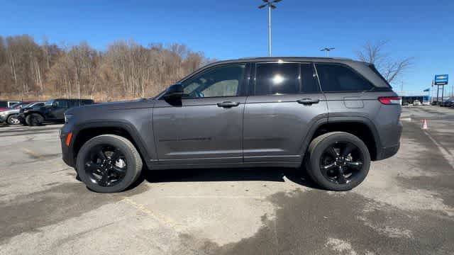 2023 Jeep Grand Cherokee Altitude X 4x4