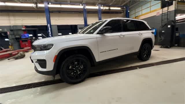 2025 Jeep Grand Cherokee GRAND CHEROKEE ALTITUDE X 4X4
