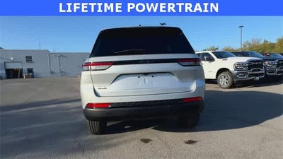 2025 Jeep Grand Cherokee GRAND CHEROKEE ALTITUDE 4X4