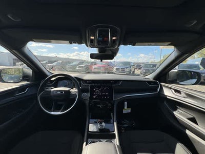 2026 Jeep Grand Cherokee GRAND CHEROKEE LAREDO X 4X4