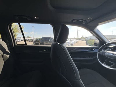 2026 Jeep Grand Cherokee GRAND CHEROKEE LAREDO X 4X4