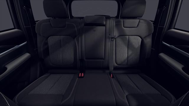 2026 Jeep Grand Cherokee GRAND CHEROKEE LAREDO X 4X4