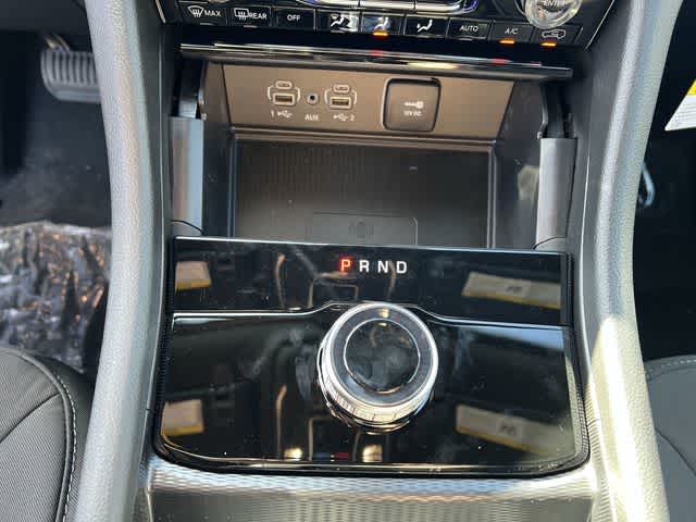 2026 Jeep Grand Cherokee GRAND CHEROKEE LAREDO X 4X4