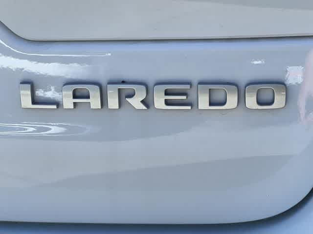 2026 Jeep Grand Cherokee GRAND CHEROKEE LAREDO X 4X4