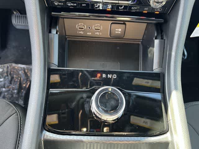 2026 Jeep Grand Cherokee GRAND CHEROKEE LAREDO X 4X4