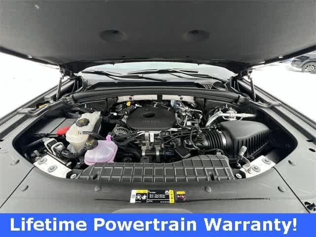 2026 Jeep Grand Cherokee GRAND CHEROKEE LAREDO ALTITUDE 4X4