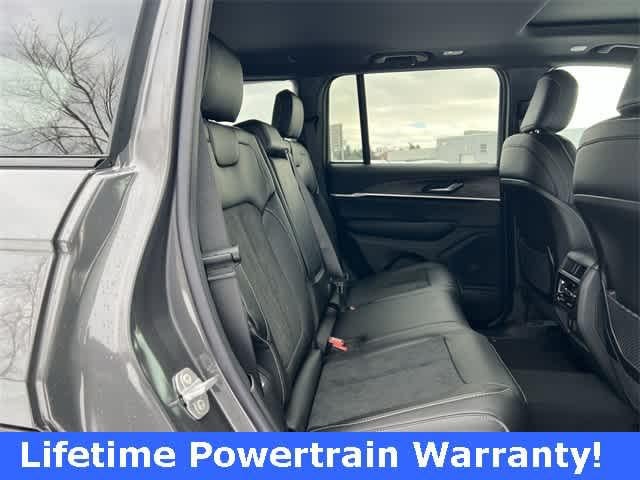 2026 Jeep Grand Cherokee GRAND CHEROKEE LAREDO ALTITUDE 4X4