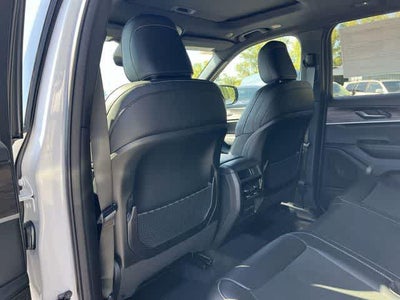 2026 Jeep Grand Cherokee GRAND CHEROKEE LAREDO ALTITUDE 4X4