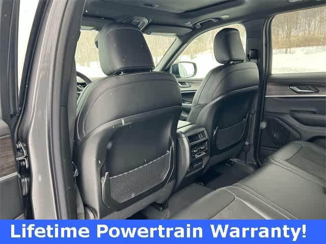 2026 Jeep Grand Cherokee GRAND CHEROKEE ALTITUDE 4X4