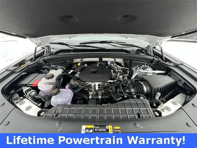 2026 Jeep Grand Cherokee GRAND CHEROKEE LAREDO ALTITUDE 4X4