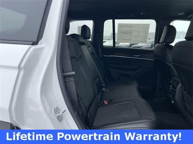 2026 Jeep Grand Cherokee GRAND CHEROKEE LAREDO ALTITUDE 4X4