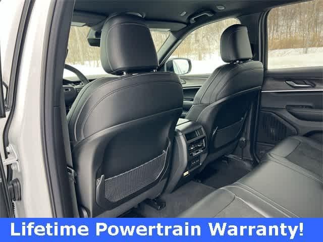 2026 Jeep Grand Cherokee GRAND CHEROKEE ALTITUDE 4X4