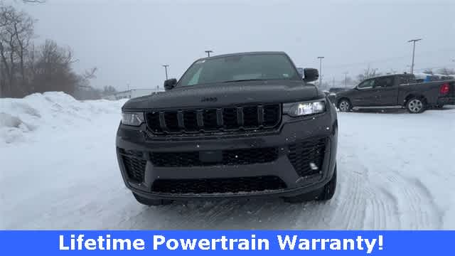 2026 Jeep Grand Cherokee GRAND CHEROKEE LAREDO ALTITUDE 4X4