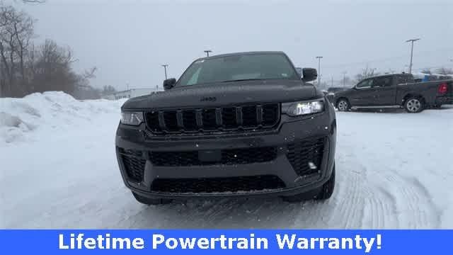 2026 Jeep Grand Cherokee GRAND CHEROKEE LAREDO ALTITUDE 4X4