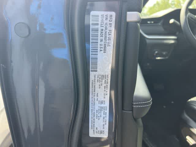 2026 Jeep Grand Cherokee GRAND CHEROKEE LAREDO ALTITUDE 4X4