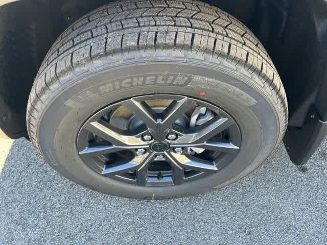 2027 Jeep Grand Cherokee GRAND CHEROKEE LAREDO ALTITUDE 4X4