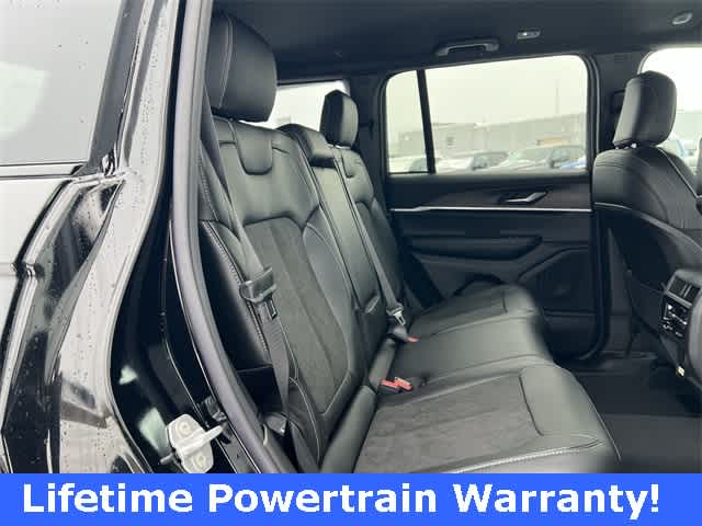 2026 Jeep Grand Cherokee GRAND CHEROKEE LAREDO ALTITUDE 4X4