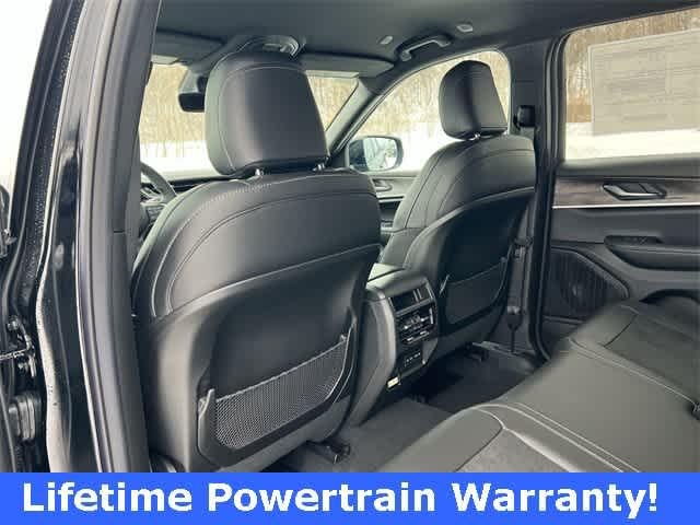 2026 Jeep Grand Cherokee GRAND CHEROKEE LAREDO ALTITUDE 4X4