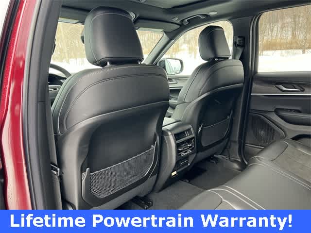 2026 Jeep Grand Cherokee GRAND CHEROKEE LAREDO ALTITUDE 4X4