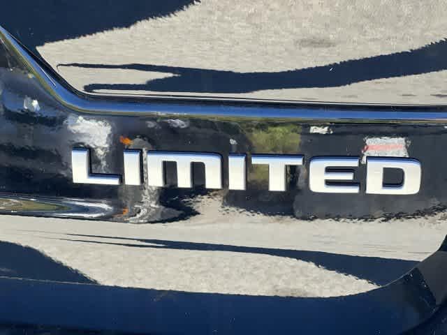 2027 Jeep Grand Cherokee GRAND CHEROKEE LIMITED 4X4