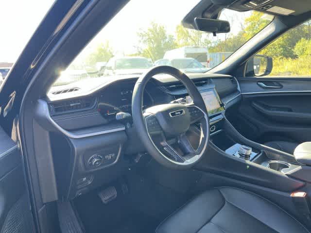 2027 Jeep Grand Cherokee GRAND CHEROKEE LIMITED 4X4