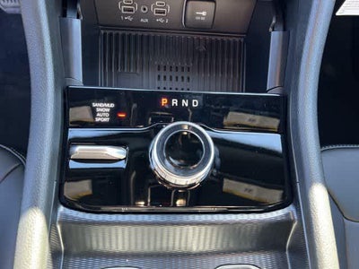 2027 Jeep Grand Cherokee GRAND CHEROKEE LIMITED 4X4