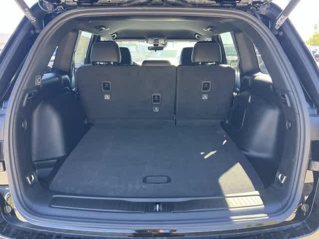 2027 Jeep Grand Cherokee GRAND CHEROKEE LIMITED 4X4
