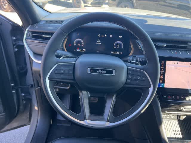 2027 Jeep Grand Cherokee GRAND CHEROKEE LIMITED 4X4