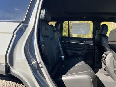 2027 Jeep Grand Cherokee GRAND CHEROKEE LIMITED 4X4