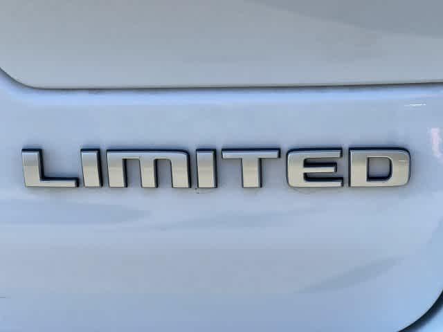 2027 Jeep Grand Cherokee GRAND CHEROKEE LIMITED 4X4