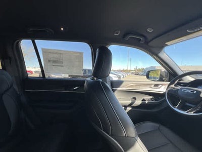 2027 Jeep Grand Cherokee GRAND CHEROKEE LIMITED 4X4