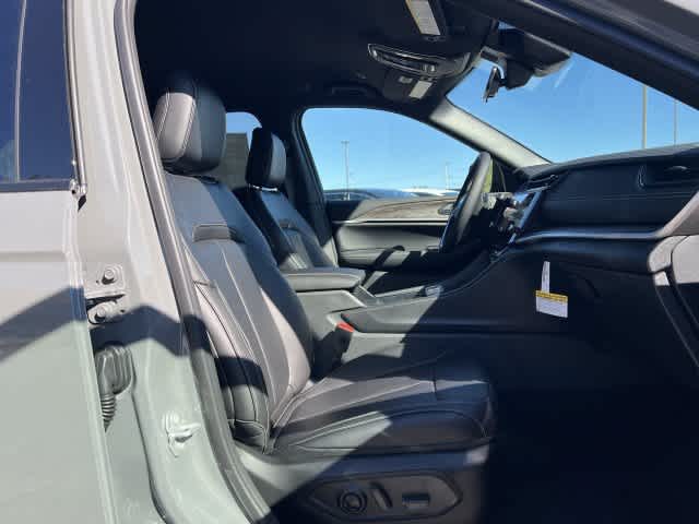 2027 Jeep Grand Cherokee GRAND CHEROKEE LIMITED 4X4