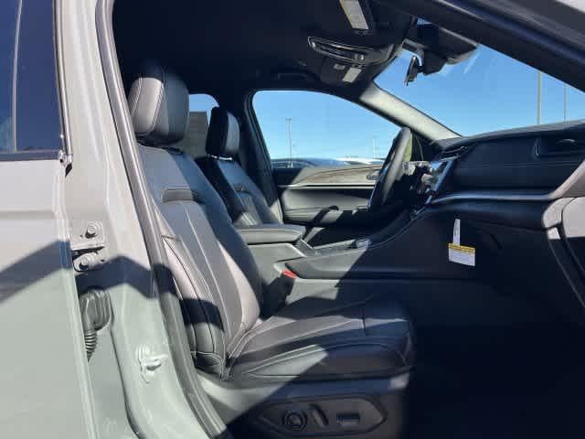 2027 Jeep Grand Cherokee GRAND CHEROKEE LIMITED 4X4