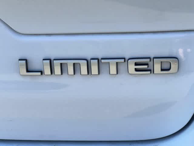 2027 Jeep Grand Cherokee GRAND CHEROKEE LIMITED 4X4