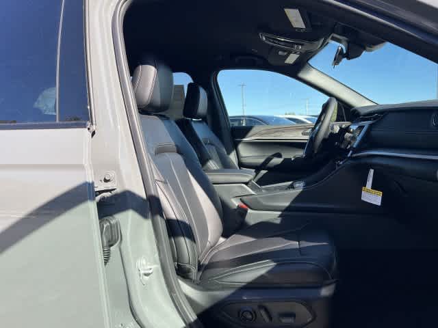 2027 Jeep Grand Cherokee GRAND CHEROKEE LIMITED 4X4