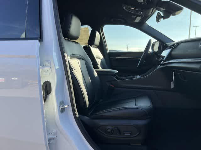 2027 Jeep Grand Cherokee GRAND CHEROKEE LIMITED 4X4