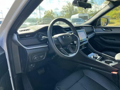 2027 Jeep Grand Cherokee GRAND CHEROKEE LIMITED 4X4