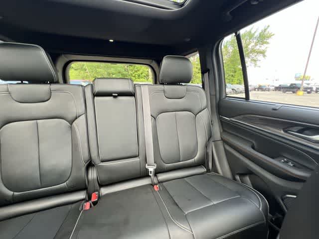 2025 Jeep Grand Cherokee Overland 4x4