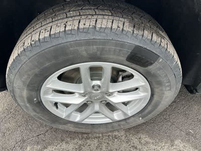 2023 Jeep Grand Cherokee L Laredo 4x4
