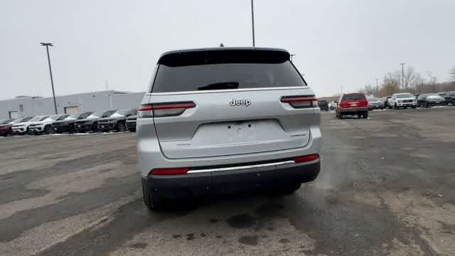 2023 Jeep Grand Cherokee L Laredo 4x4