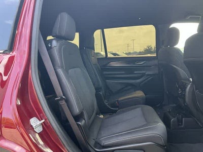 2025 Jeep Grand Cherokee L Laredo 4x4