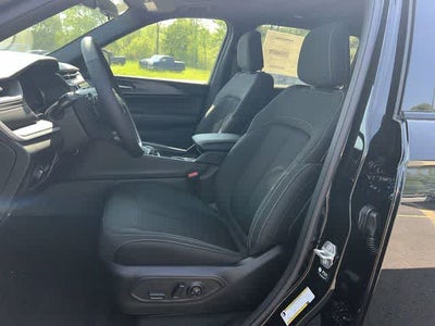 2026 Jeep Grand Cherokee GRAND CHEROKEE L LAREDO X 4X4