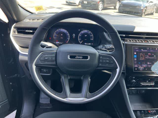 2026 Jeep Grand Cherokee GRAND CHEROKEE L LAREDO X 4X4