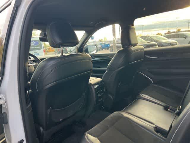 2022 Jeep Grand Cherokee L Altitude 4x4